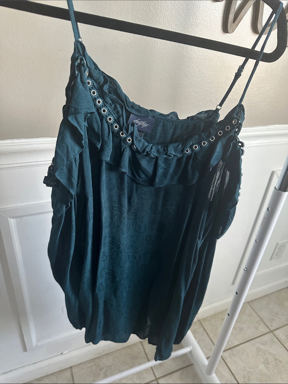 Cold shoulder top